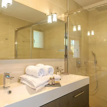 Les Arbousiers - Piscine Chauffee Securisee - 210m2 - 4