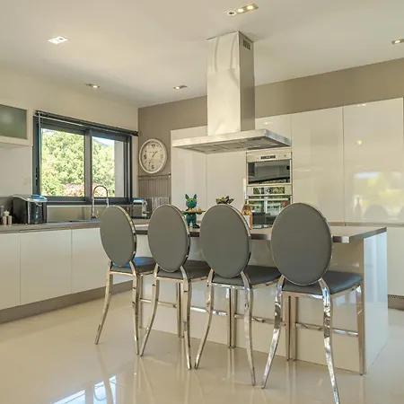 Les Arbousiers - Piscine Chauffee Securisee - 210m2 - 4 Apartmán *