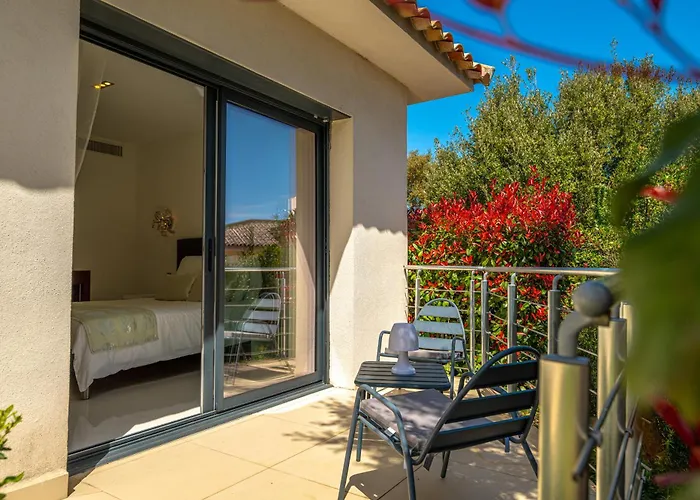 Les Arbousiers - Piscine Chauffee Securisee - 210m2 - 4 * Porto-Vecchio (Corsica)