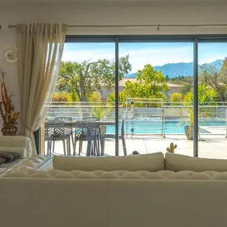 Les Arbousiers - Piscine Chauffee Securisee - 210m2 - 4 Apartment