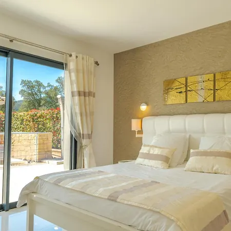 아파트 Les Arbousiers - Piscine Chauffee Securisee - 210m2 - 4 *