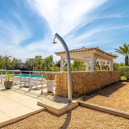 Les Arbousiers - Piscine Chauffee Securisee - 210m2 - 4 Apartment